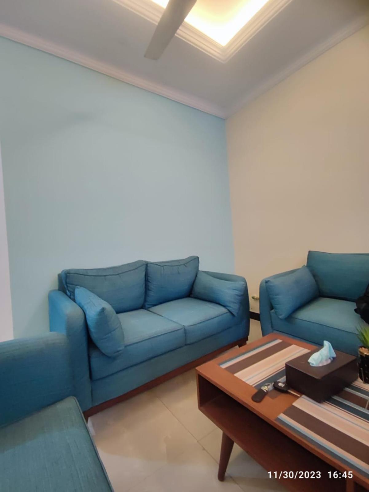 Holidazzle Lodge اسلام اباد المظهر الخارجي الصورة